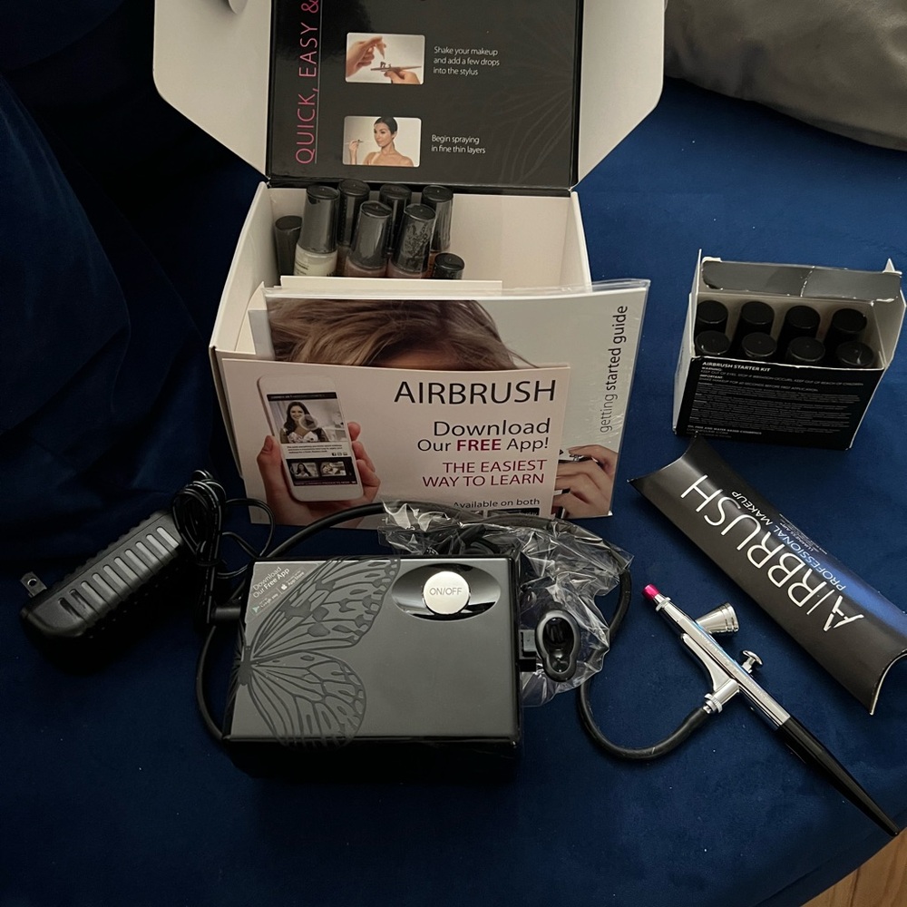 New! Luminess Air - Airbrush Makeup System +18 makeup applications - w/o tags